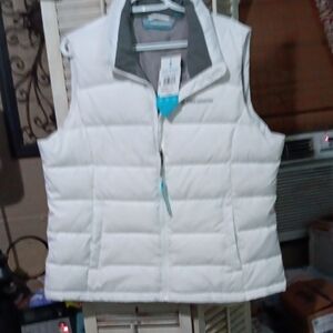 Free Country Down  Women's Vest White Quilted Vest